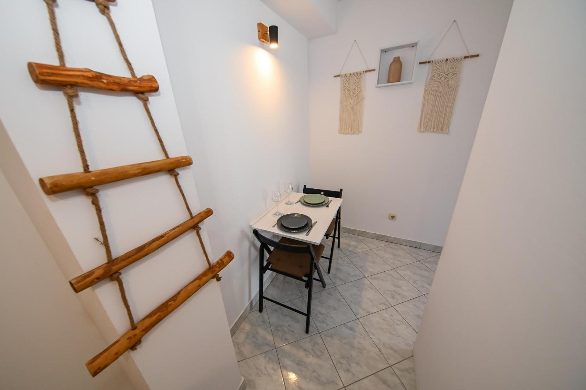 The Lazy Monkey Hostel & Apartments Zadar Exterior foto